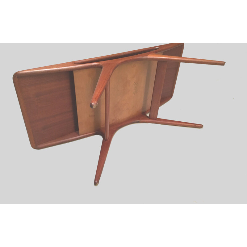 Table basse danoise vintage en teck par Johannes Andersen pour Cfc Silkeborg, 1950-1960