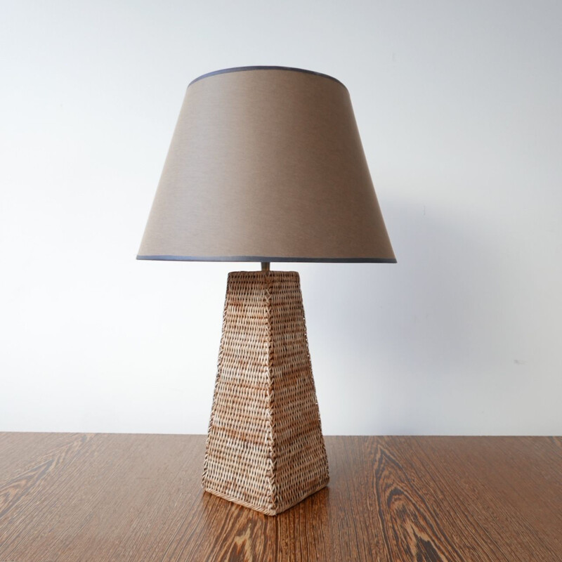 Rattan mid-century table lamp, England 1980s