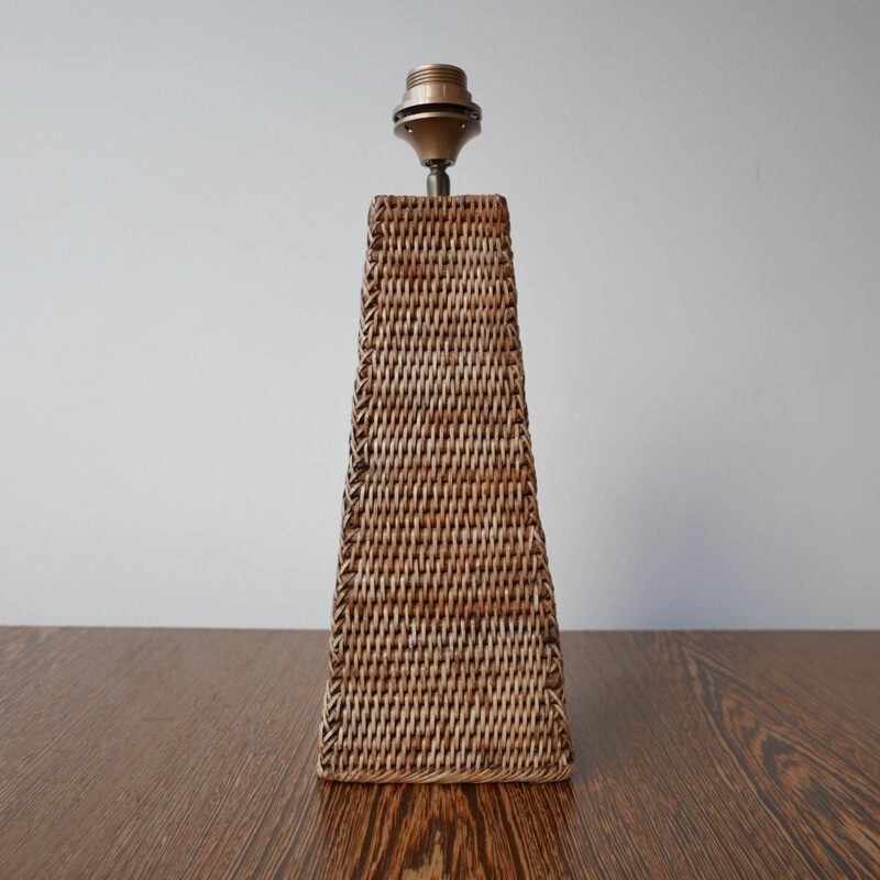 Rattan mid-century table lamp, England 1980s