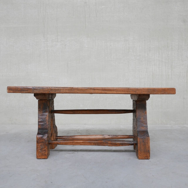 Table basse vintage brutaliste en bois de chêne, Belgique 1950