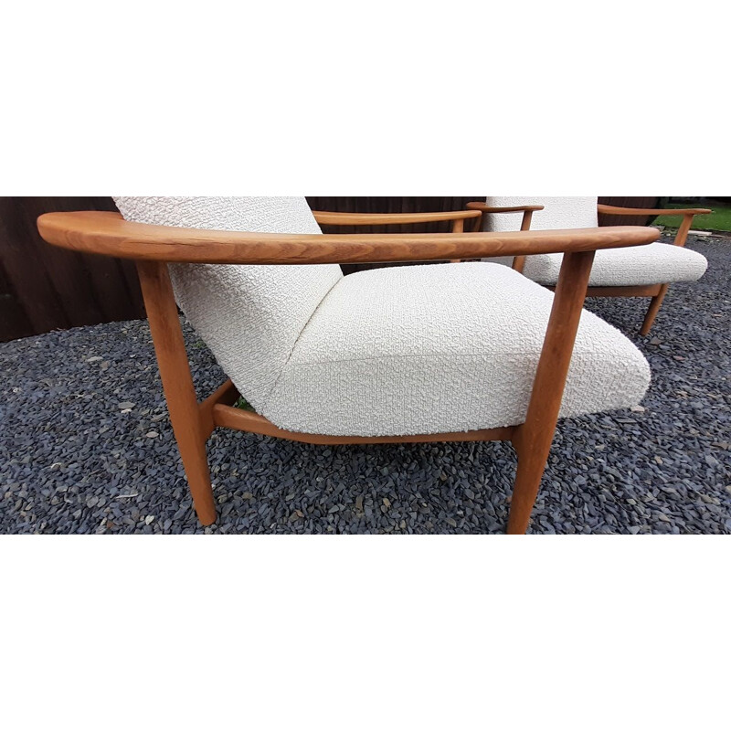 Pair of vintage armchairs in wood and loop pile fabric, 1950-1960