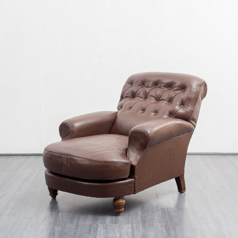 Vintage armchair in leather