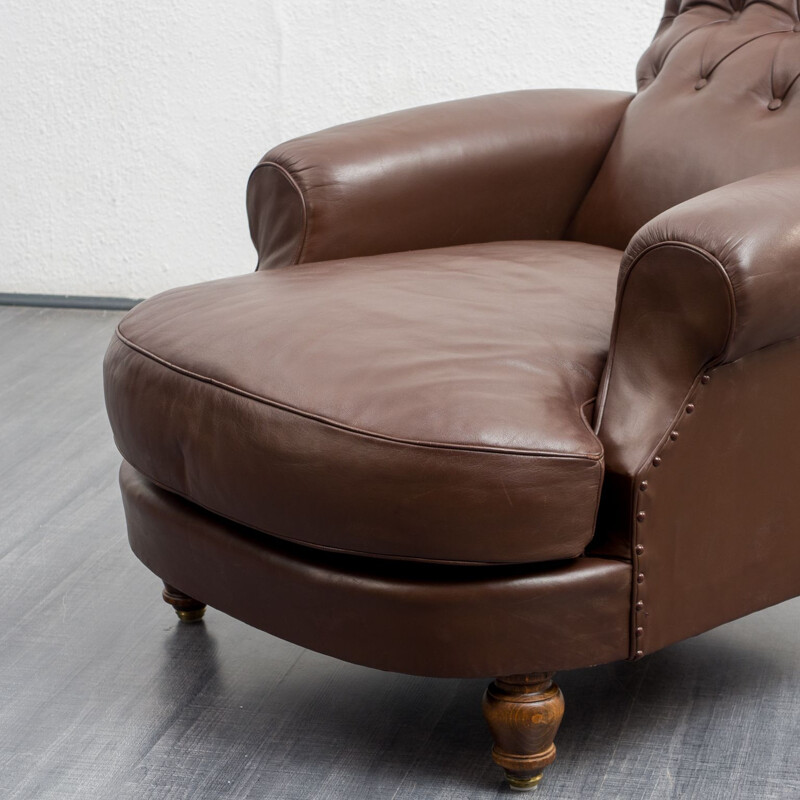 Vintage armchair in leather