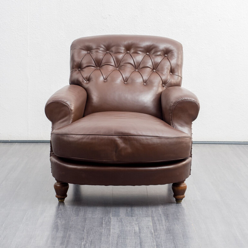 Vintage armchair in leather