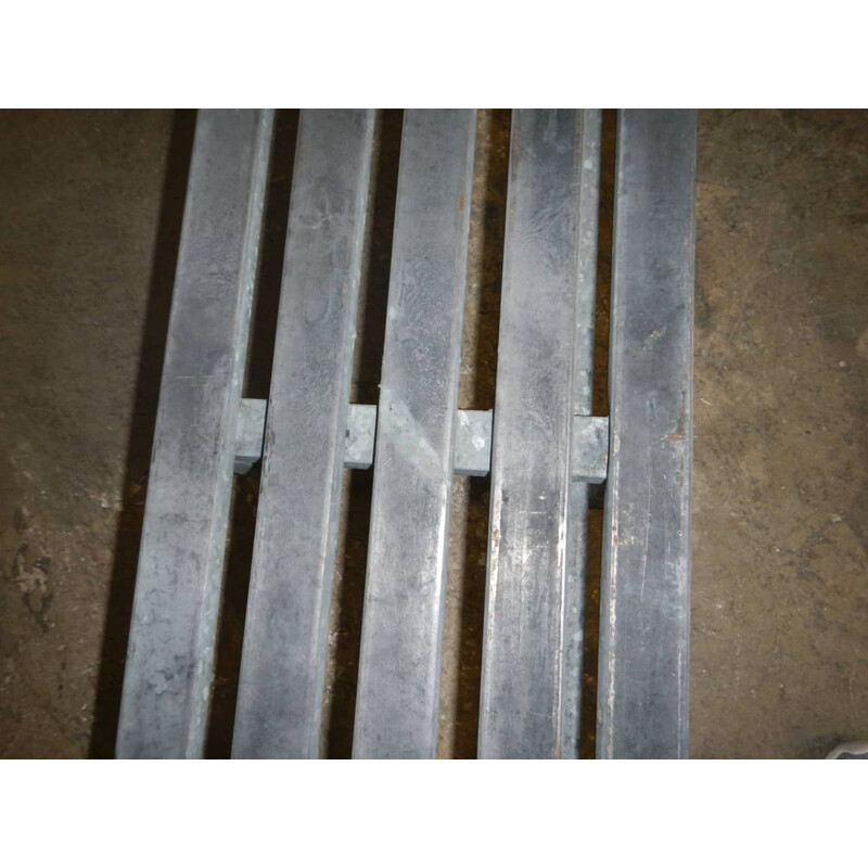 Industrial bench in galvanized iron