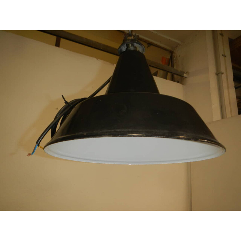 Vintage industrial pendant lamp in black metal and white interior