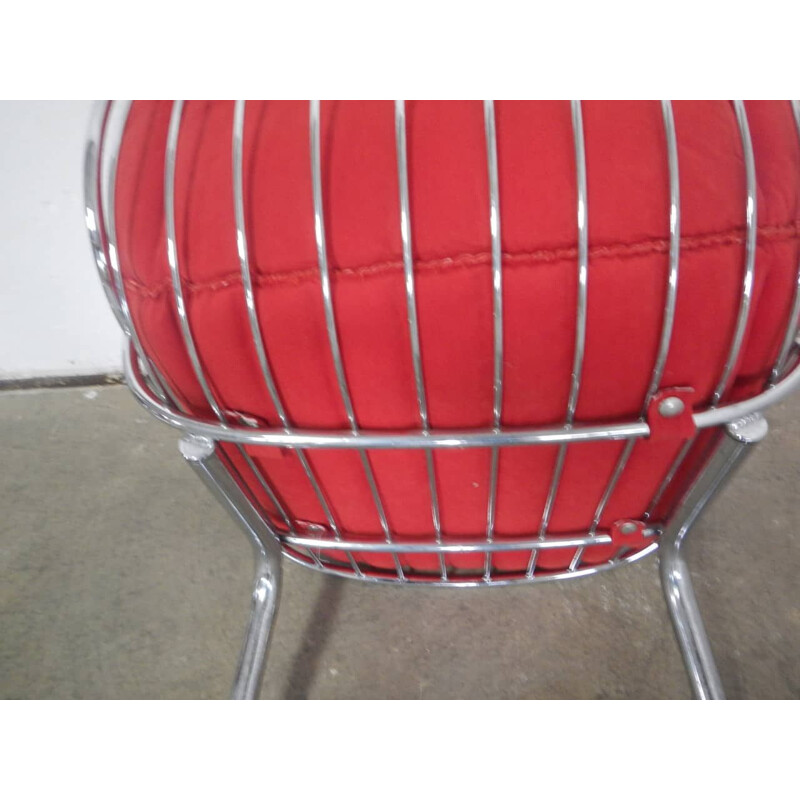 Paar vintage rima fauteuils in verchroomd metaal en rode stof, Italië