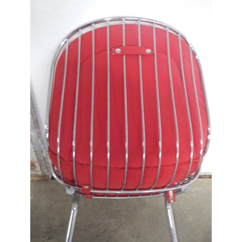 Pareja de sillones rima vintage en metal cromado y tela roja, Italia