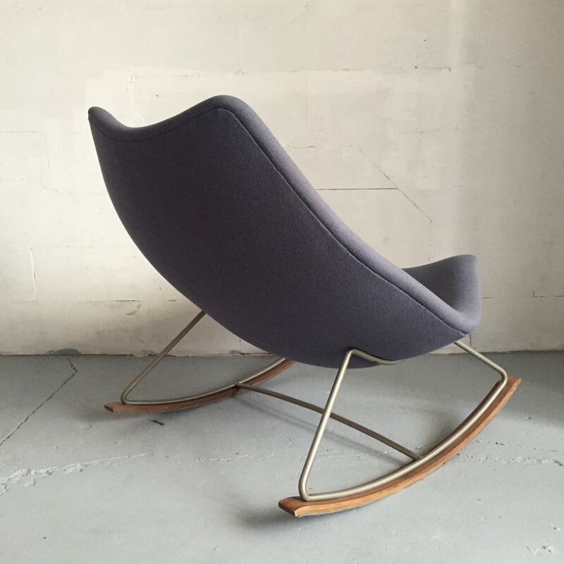 F595" Artifort schommelstoel in blauwe stof en staal van Geoffrey HARCOURT - 1960