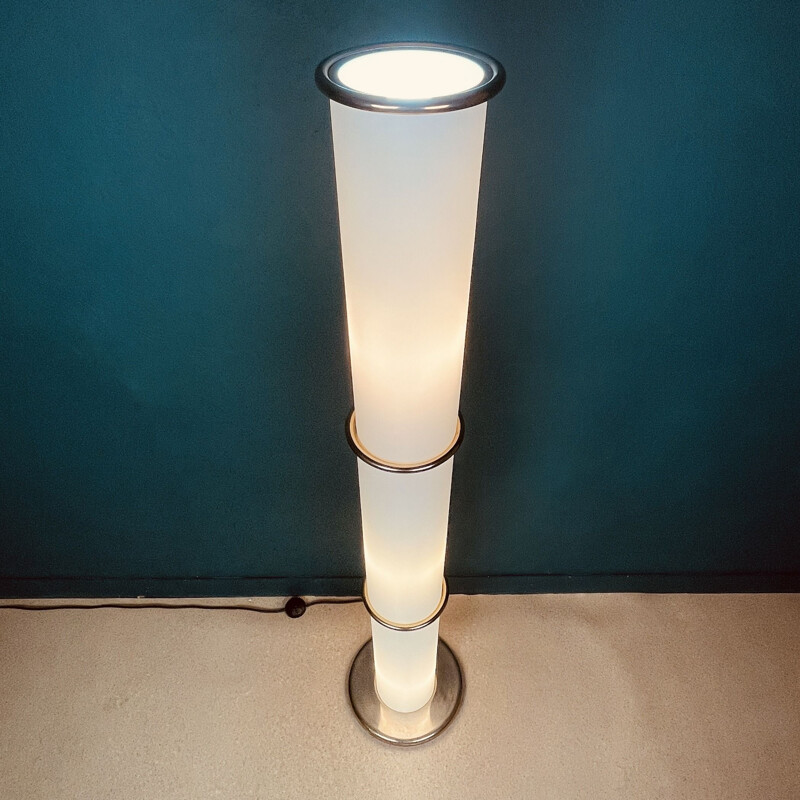 Lámpara de pie vintage de cristal opalino blanco, Italia 1970