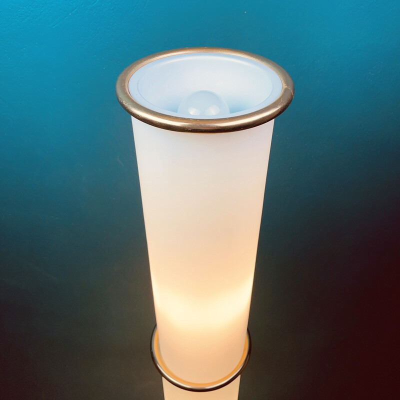 Lampadaire vintage en verre opalin blanc, Italie 1970
