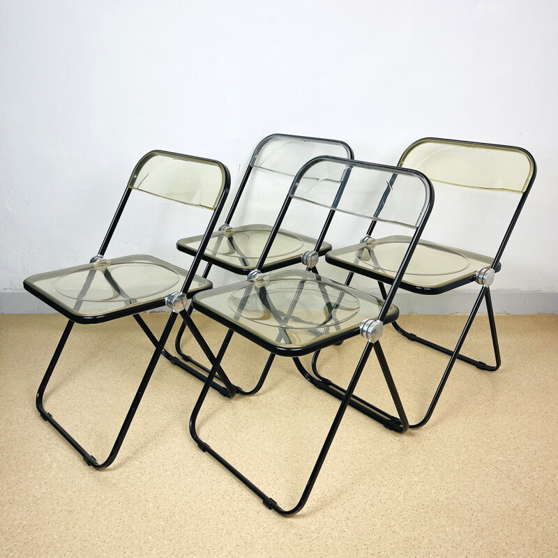 Set of 4 vintage folding chairs by Giancarlo Piretti for Castelli, Italy 1970