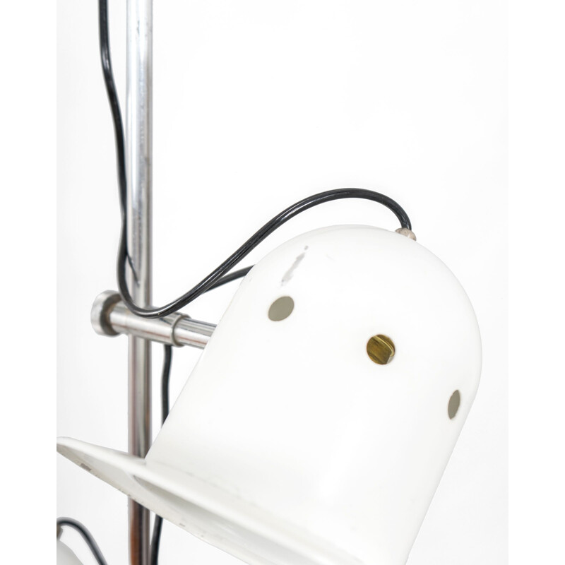 Vintage floor lamp in white lacquered aluminuim, chromed steel and marble base, France 1980