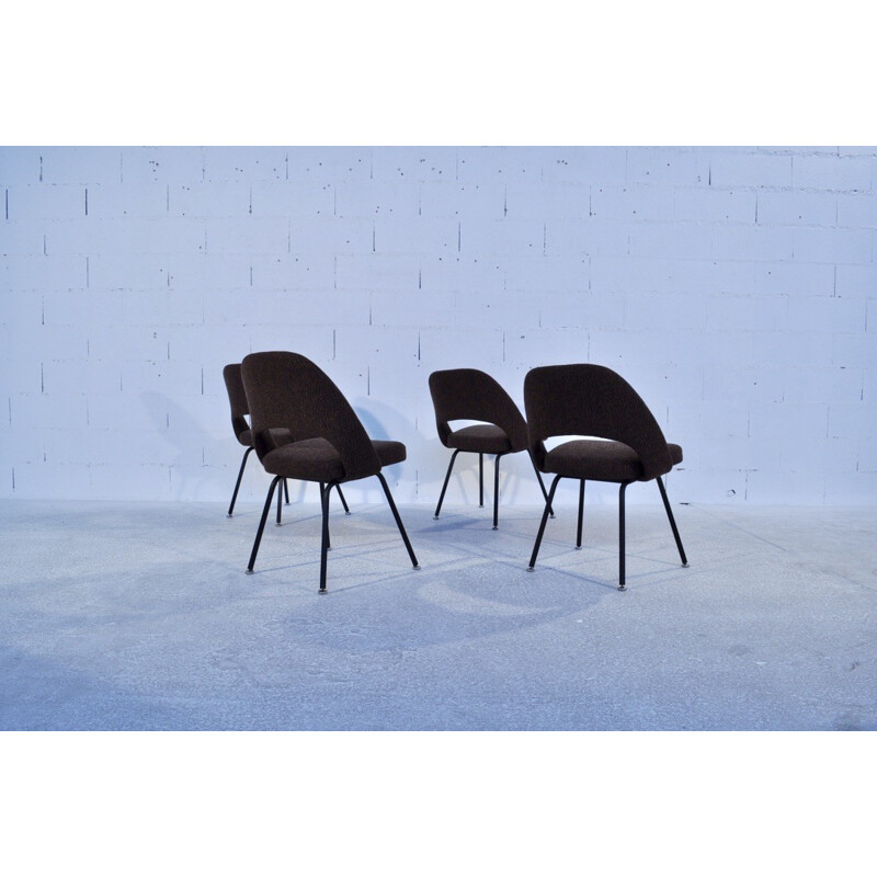 Ensemble de 4 chaises "Conférence" Knoll noires, Eero SAARINEN - 1960 