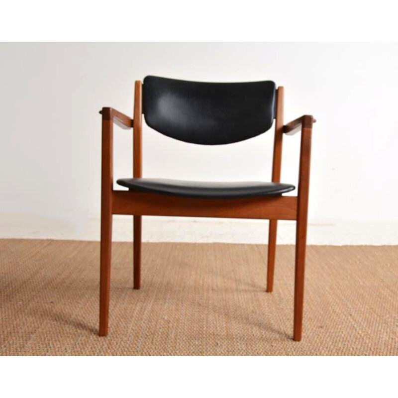 Vintage armchair number "196" in leather and teak by Finn Juhl for France & Son, 1960