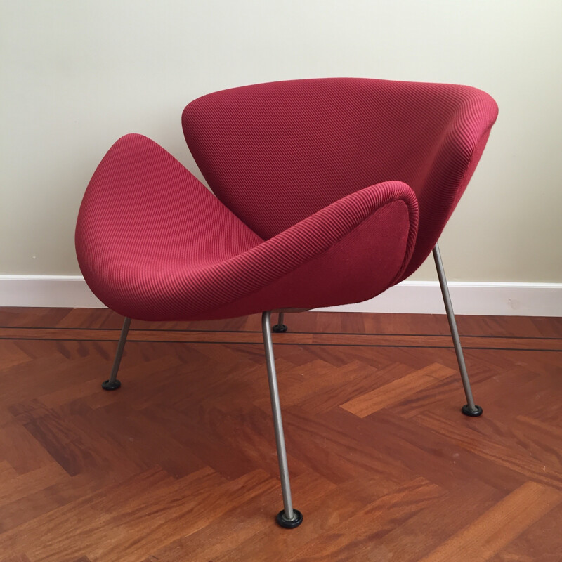 Artifort "Slice Chair" easy chair in cherry red fabric and steel, Pierre PAULIN - 1960s