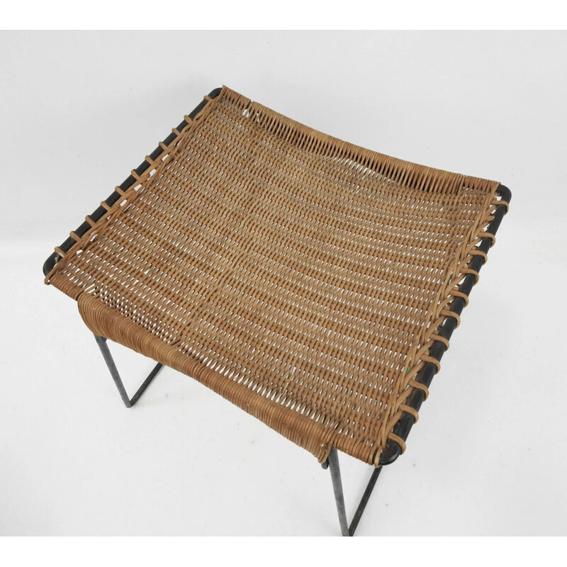 Ensemble de 4 tabourets vintage en métal et rotin par Raoul Guys pour Airborne, 1950