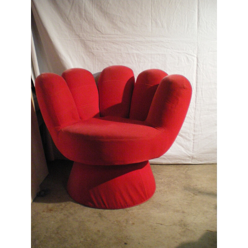 Vintage hand shaped chair in velvety fabric - 1970s