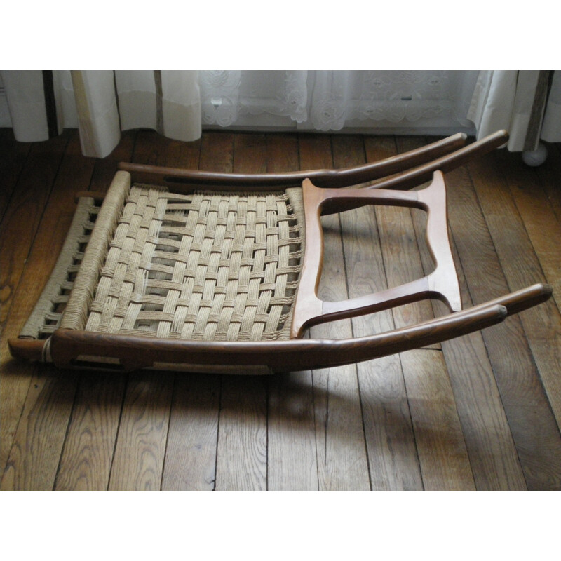 Folding low chair in wood and rope - 1950s