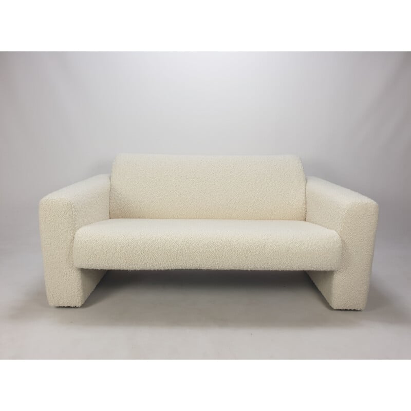 Vintage 2-seat sofa in bouclé fabric by Artifort, 1980s