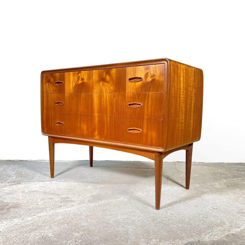 Vintage teak chest of drawers by Johannes Andersen for Samcom, 1960
