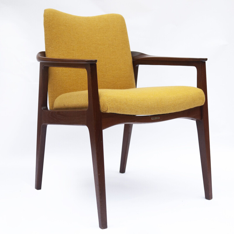 Sillón vintage de teca con tapicería amarilla de Sigvard Bernadotte para France and Son, Dinamarca 1960