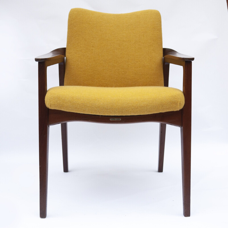 Sillón vintage de teca con tapicería amarilla de Sigvard Bernadotte para France and Son, Dinamarca 1960