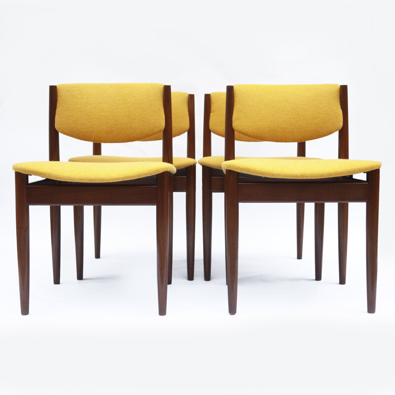 Set van 4 vintage Deense stoelen van Finn Juhl voor Frankrijk