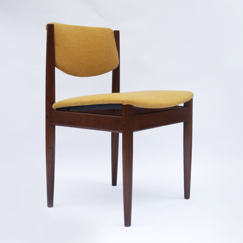 Set of 5 chairs and a vintage armchair by Finn Juhl and Sigvard Bernadotte for France et fils, France 1960