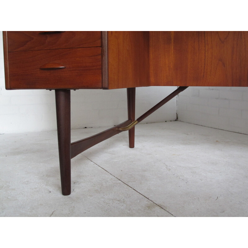 Danish boomerang shaped Løvig desk in teak, Peter LØVIG NIELSEN - 1950s