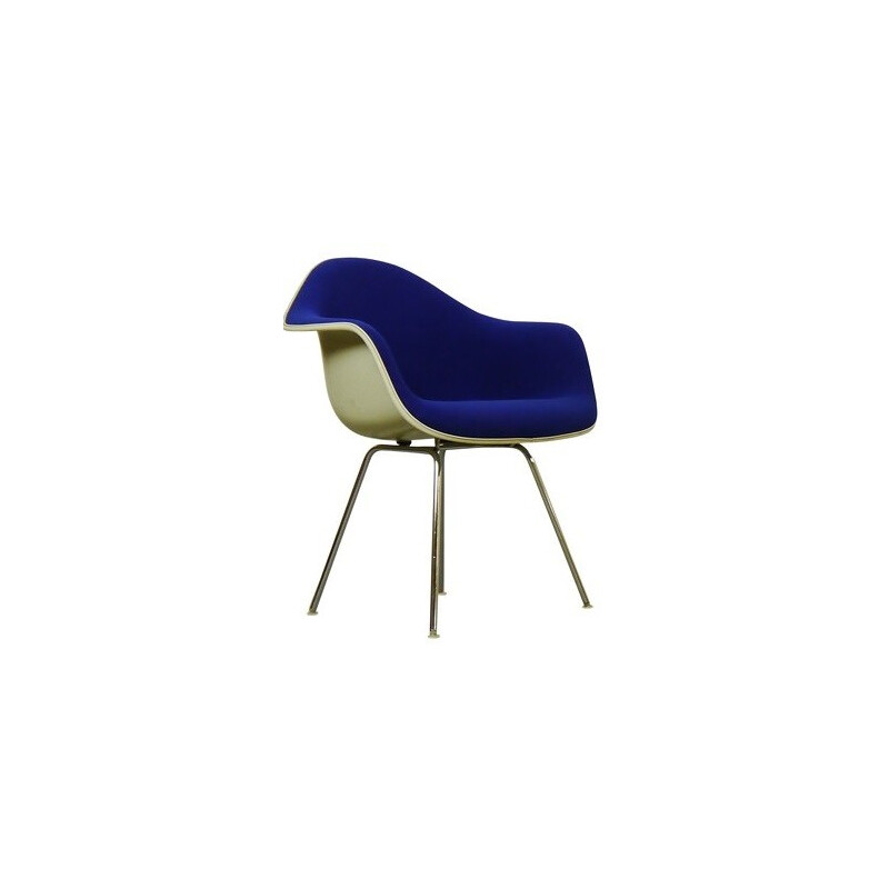 Blue Herman Miller armchair in fiberglass and chromed metal, Charles & Ray EAMES - 1960s