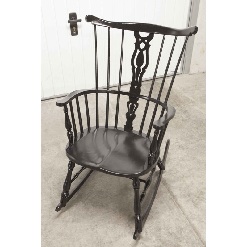 Chaise à bascule vintage Windsor en hêtre