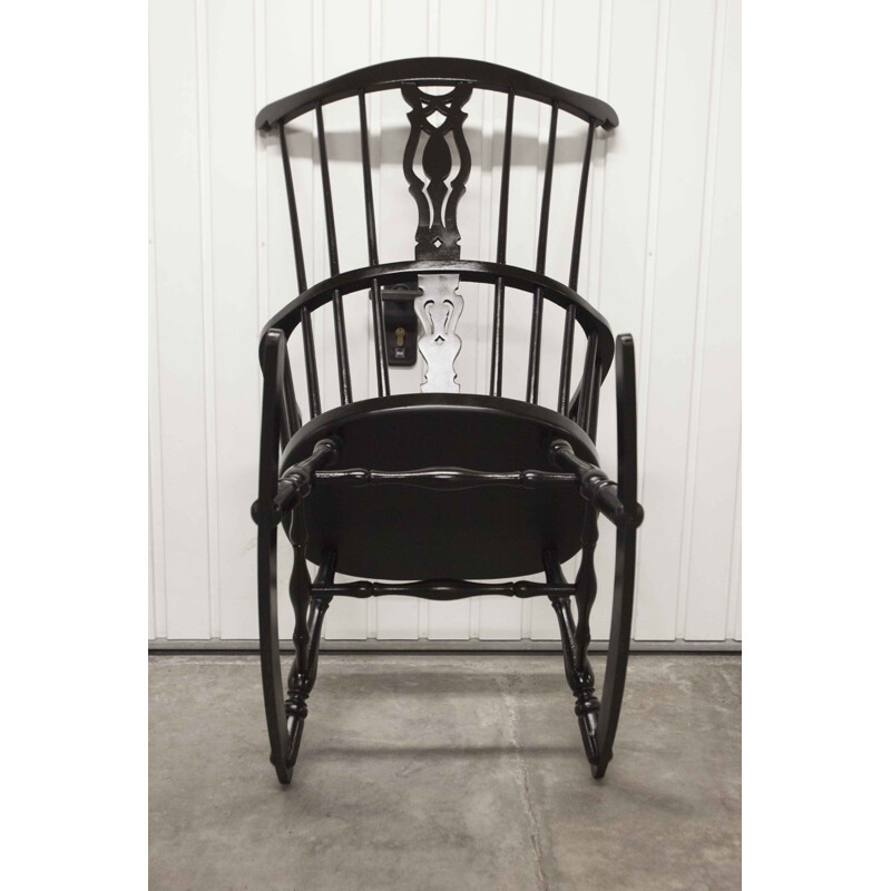 Cadeira de balanço em faia Vintage Windsor