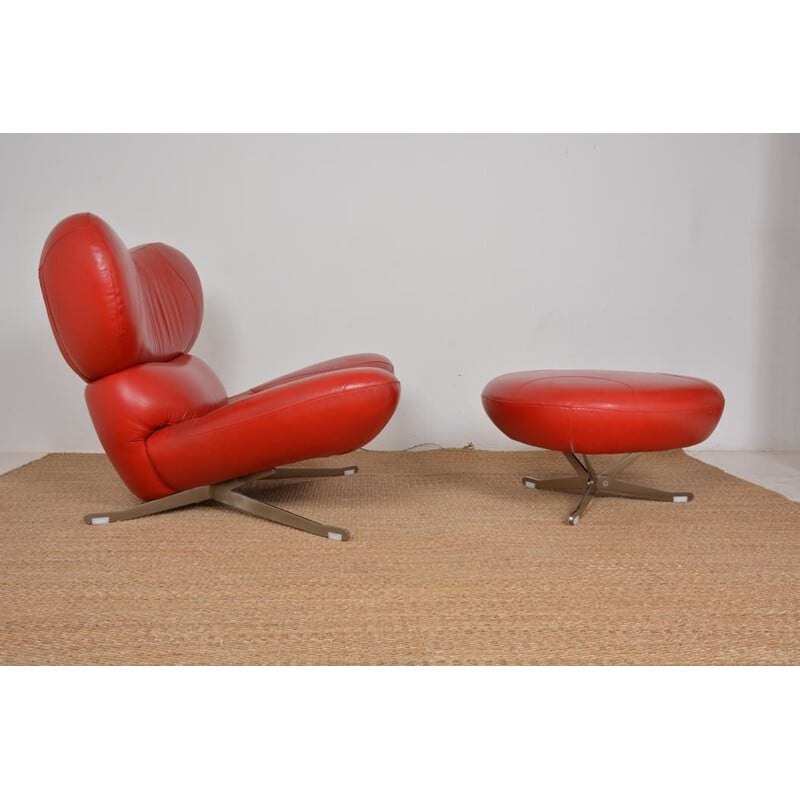 Vintage red leather "Frog Chair" armchair and ottoman by Poltromec, 1980