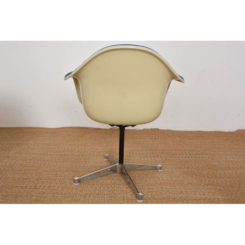 Vintage swivel armchair by Charles and Ray Eames for Herman Miller, 1960