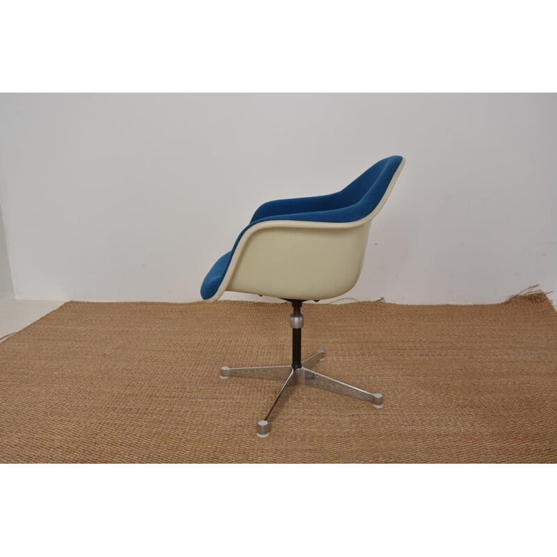 Vintage swivel armchair by Charles and Ray Eames for Herman Miller, 1960