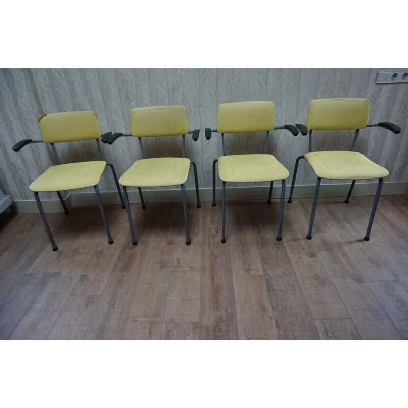 Set of 8 chairs by Friso Kramer for Ahrend de Cirkel - 1960s