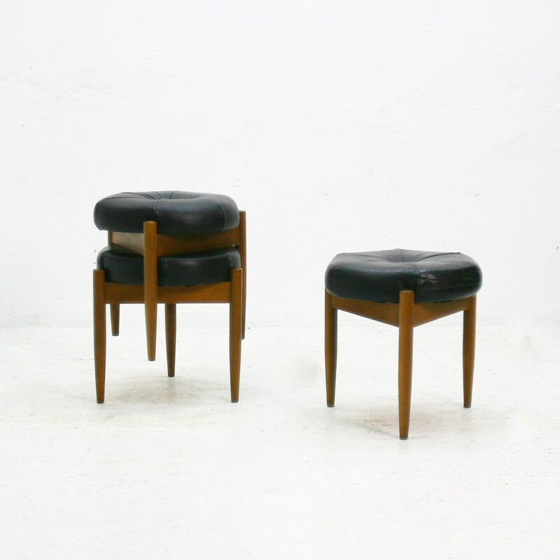 Set of 3 stools in beech and black leather - 1960s