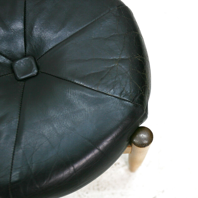 Set of 3 stools in beech and black leather - 1960s