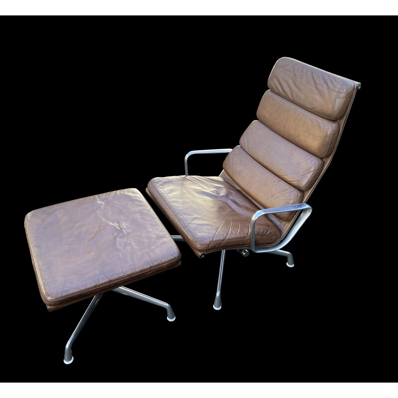 Fauteuil lounge et ottoman vintage Softpad en cuir par Eames
