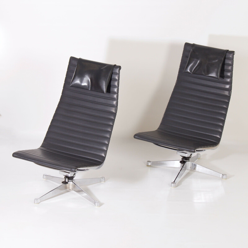 Paire de fauteuils vintage Ea121 de Charles & Ray Eames pour Herman Miller, 1960