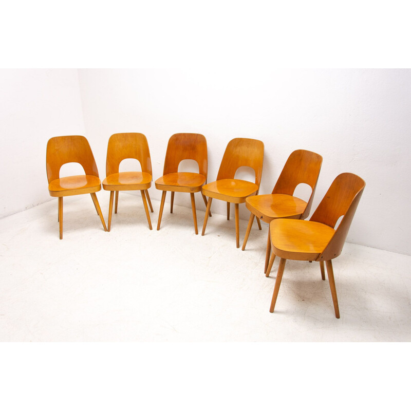 Set of 6 mid century dining chairs by Radomír Hofman for Ton, Czechoslovakia 1960s