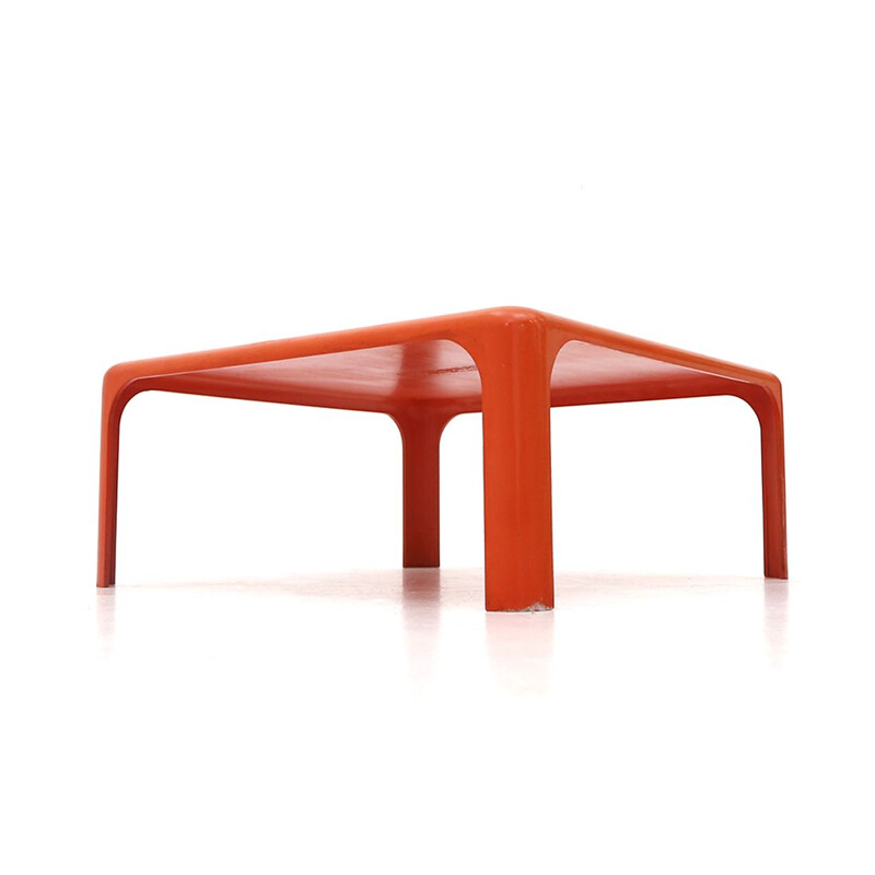 Vintage "Demetrio 70" red coffee table by Vico Magistretti for Artemide, 1960s