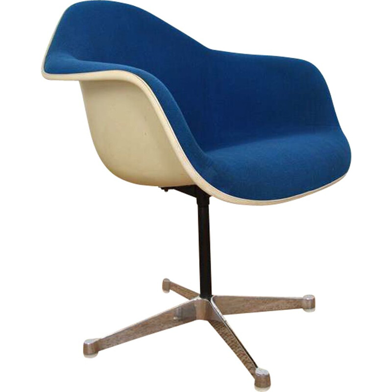 Vintage swivel armchair by Charles and Ray Eames for Herman Miller, 1960