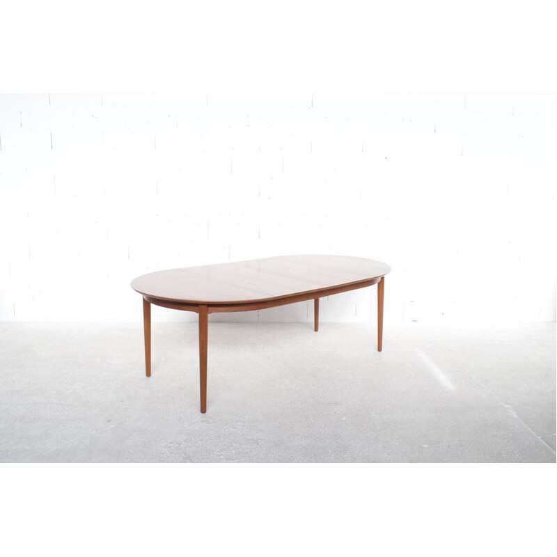 Vintage round teak table by Arne Vodder for Sibast, 1960