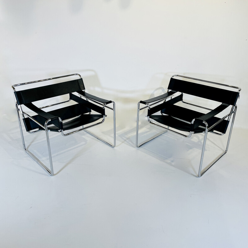 Pair of vintage leather armchairs by Marcel Breuer for Gavina, 1970