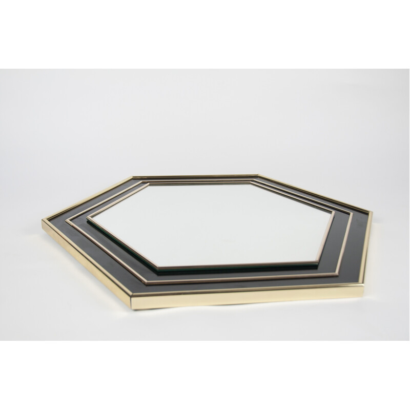 Espejo hexagonal vintage chapado en oro y lacado en negro de Jean Claude Mahey, Francia 1970