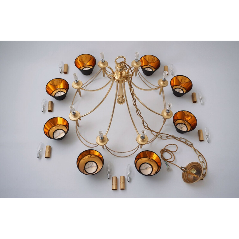 Vintage Neoclassical chandelier in gilt brass by Sciolari, 1960s