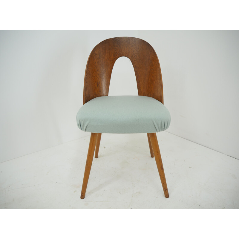 Set of 4 vintage wooden chairs by Antonin Suman, 1960