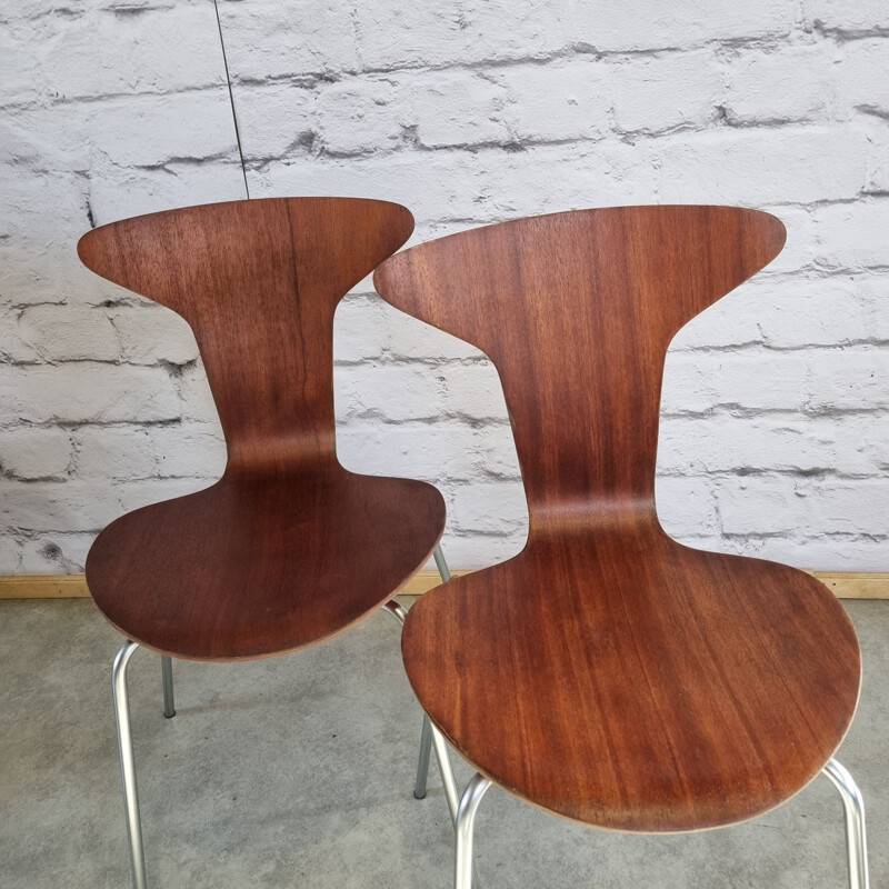 Pair of mid century 3105 Mosquito chairs by Arne Jacobsen for Fritz Hansen, Denmark 1950s